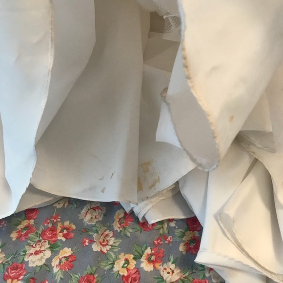 Fleur de Lis Ball Gown Wedding/Debutante Dress - Picture 7 of 8